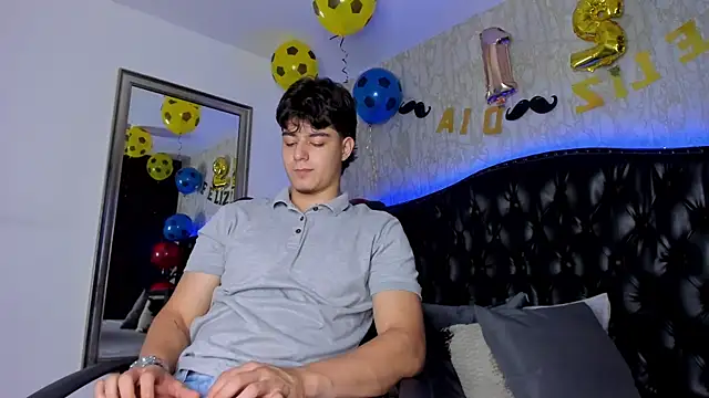 MaxCruz_ – Naživo XXX chat
