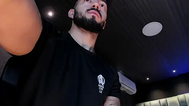 Chat XXX ao vivo de MarkWalker__