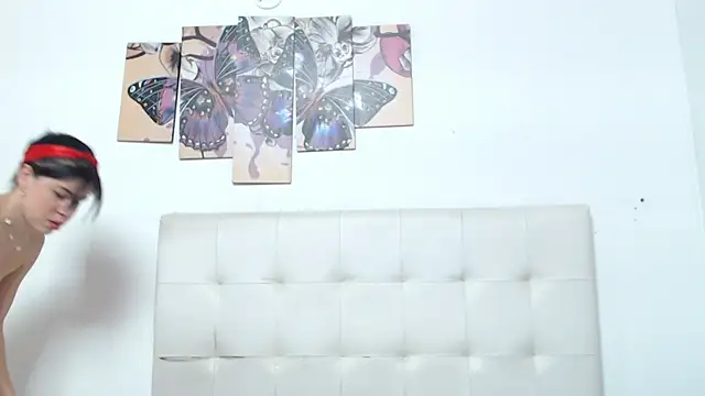 Vicky_Love_'s Live XXX Chat