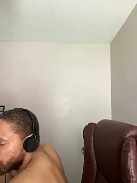 Fathero1time XXX чат на живо