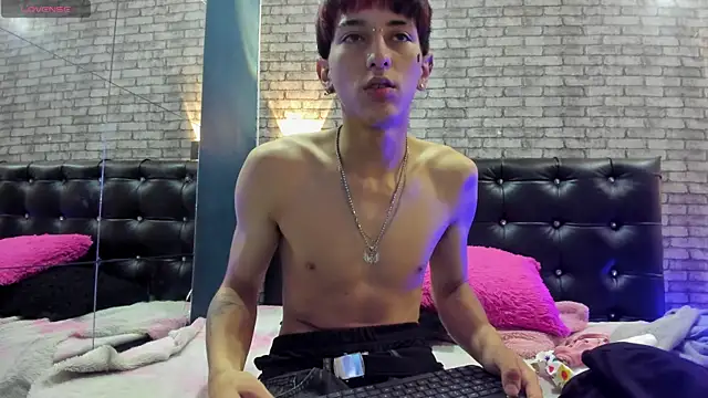 Keily_and_cartyxn Live XXX chat