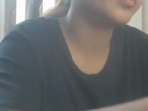 Chat +18 de NancyRuvi ao vivo