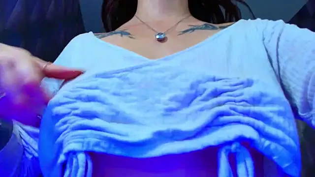 Chat +18 de LiaHarryis ao vivo