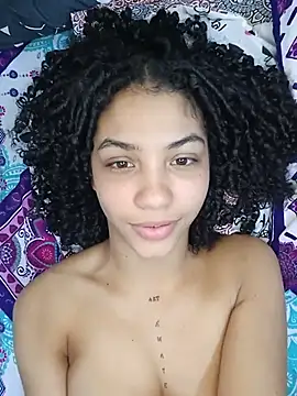 Chat +18 de CurlyBitch ao vivo