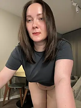 Kiss_My_Body's Live XXX Chat