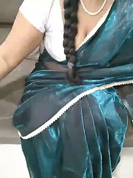 Chat +18 de Chandrakala25 ao vivo
