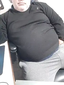 Chat +18 de 12Paradarte ao vivo