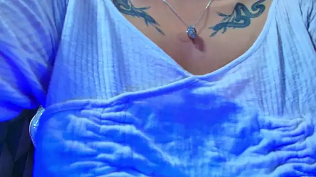 LiaHarryis 即時 XXX 聊天