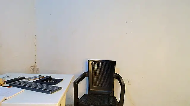 Oh_Tique Pertunjukan Webcam