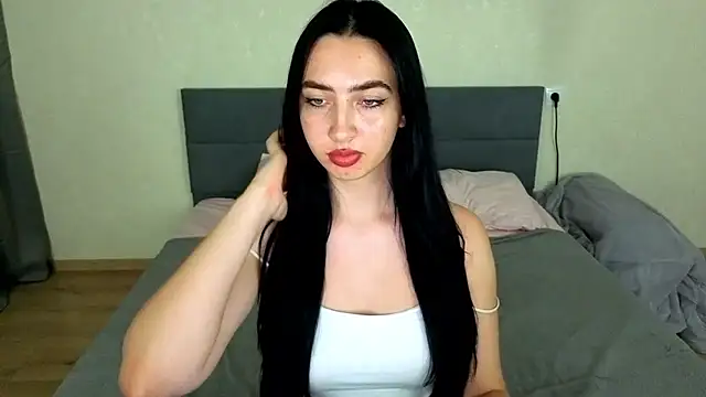 Chat +18 de WildKittenX_ ao vivo