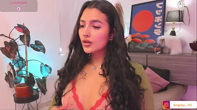 Anngel_1 Chat XXX in diretta