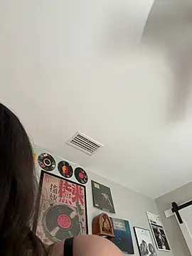 lilbbyily's Live XXX Chat