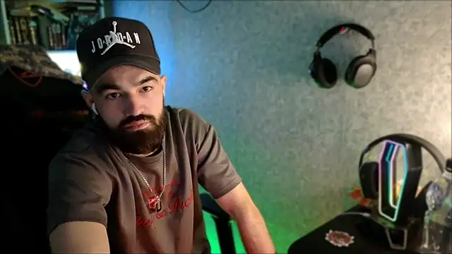 _Serious_Man Chat XXX in diretta