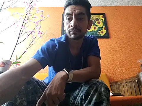 Pokazy przed kamerką – MexaCamGuy