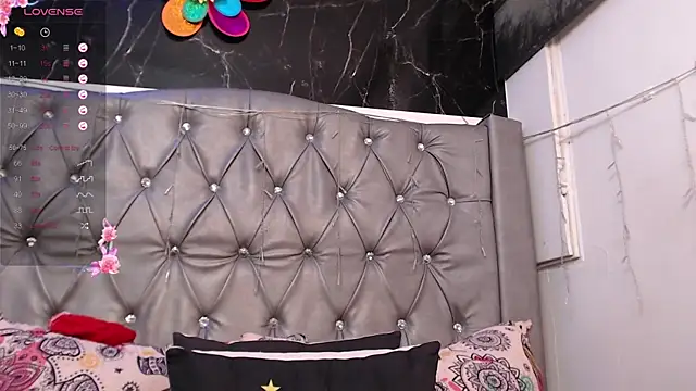 Chat XXX en directo de LAILAGUMMY