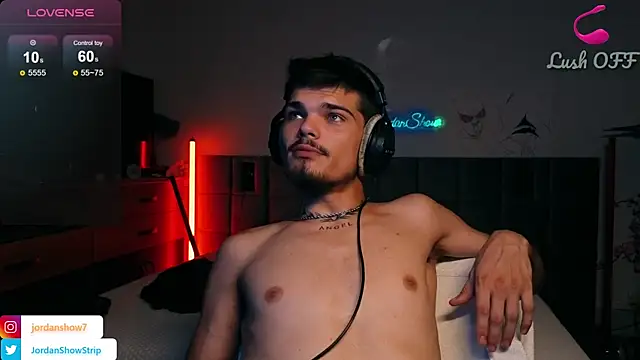 JordanShow live XXX chat