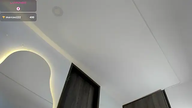 Dimitri_Bass live XXX chat