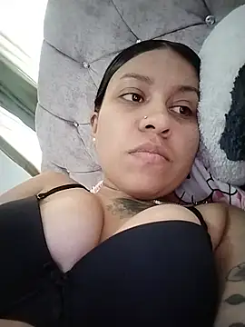 Chat XXX en directo de Tiphanydirty3