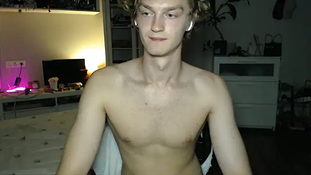 Chatroom XXX en direct de Daniel_yamm
