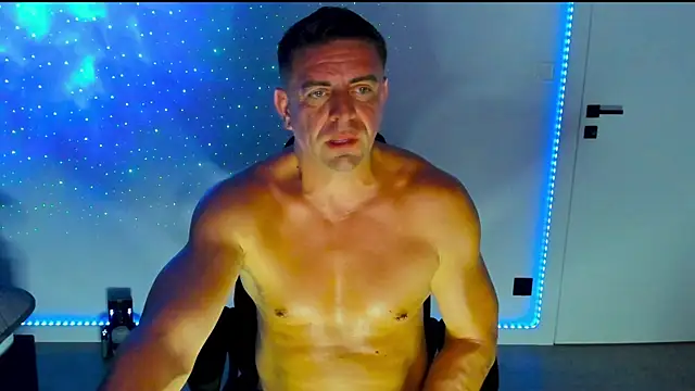 XXX chat uživo modela BadBoyVibes84