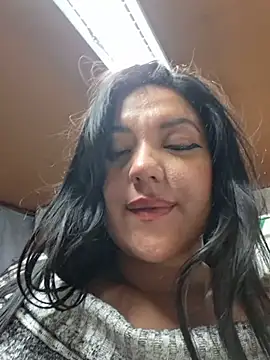 XXX chat uživo modela Sophie-hatter
