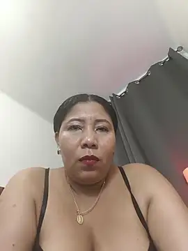 LeizaMagnus' Live XXX Chat