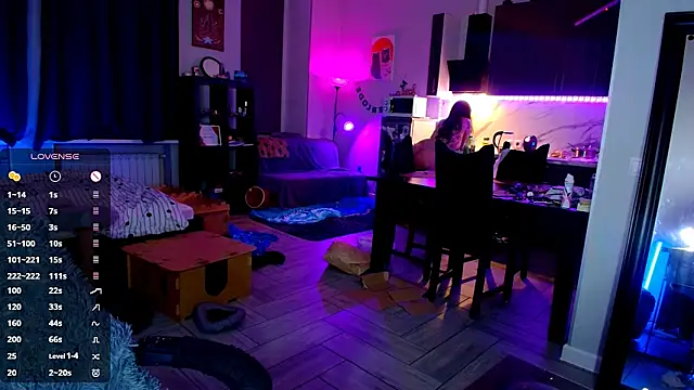 NicoleFancy's Live XXX Chat