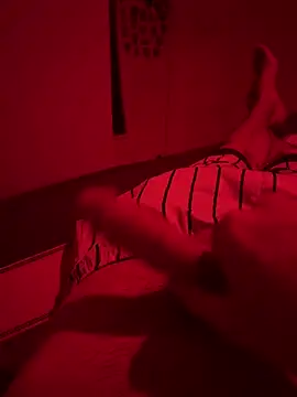 Tazo695 Show in webcam