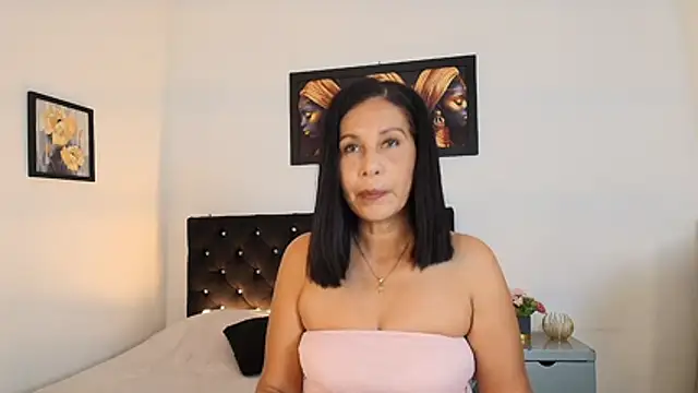 XXX chat uživo modela Shanon_mature