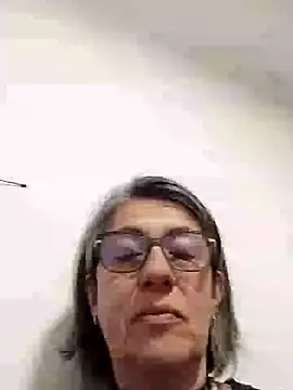 nocturnewhisper Chat XXX in diretta