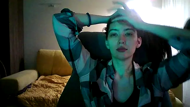 Luneyaa Chat XXX in diretta