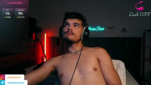 JordanShow live XXX chat