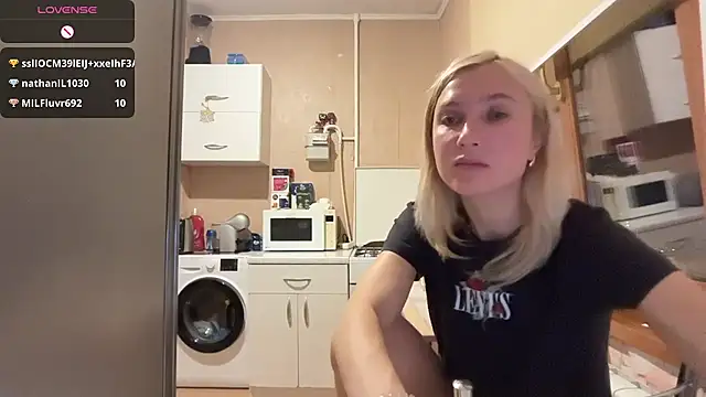 XXX chat uživo modela AngelJeni