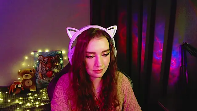 Chat +18 de Celia_Sensual_ ao vivo