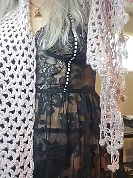 ScarletCallings_420's Live XXX Chat