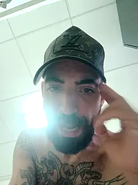 MorenodickStrong: απευθείας συνομιλία ΧΧΧ