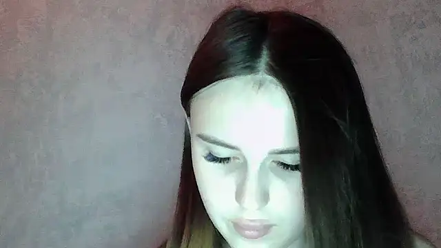 SweetLoraa Live XXX-chat