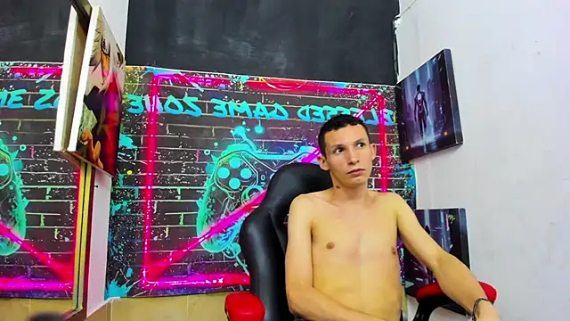 Isaak_Bless Live XXX-chat