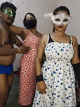 New_desi_bhabhi: διαδικτυακό σόου στην κάμερα