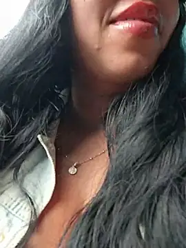 Czat XXX na żywo – Luianna