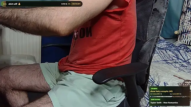 צ'אט XXX בשידור חי של hairybearcb