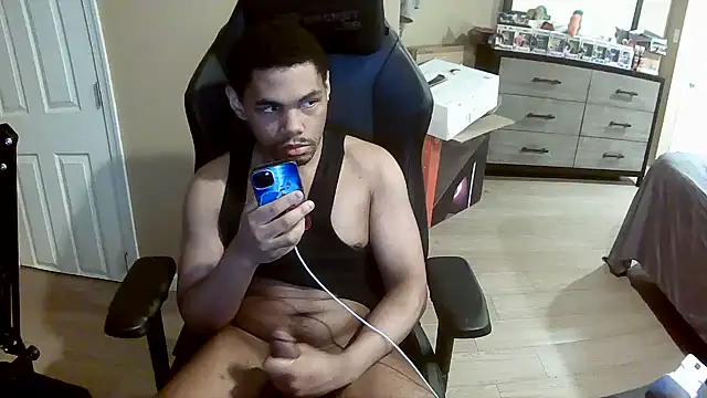 Neovergil0 Chat XXX in diretta