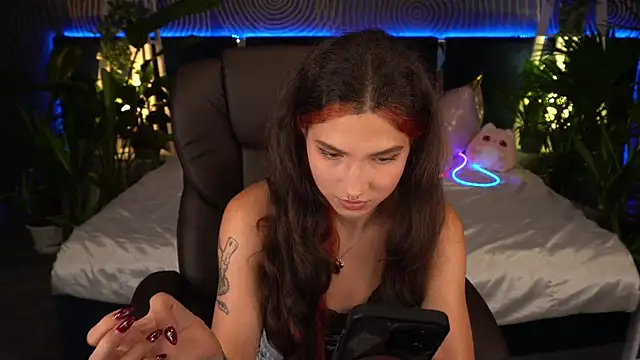 Živý XXX chat BabyFlowerr