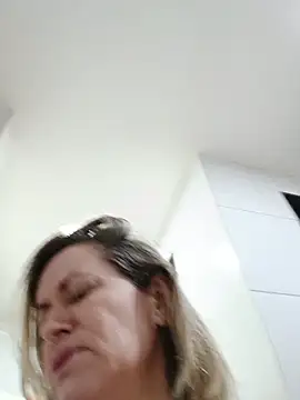Misaudibel Chat XXX in diretta