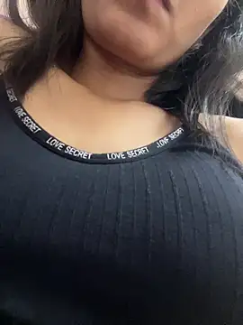 Živý XXX chat Komal_sharma-