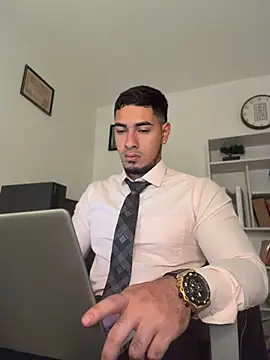 Онлайн чат XXX Dimitri_Colleman
