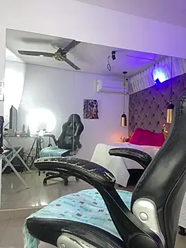 Chat +18 de Auri__ ao vivo