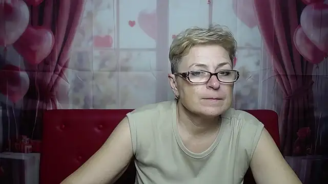 Živý XXX chat EmiliaGree