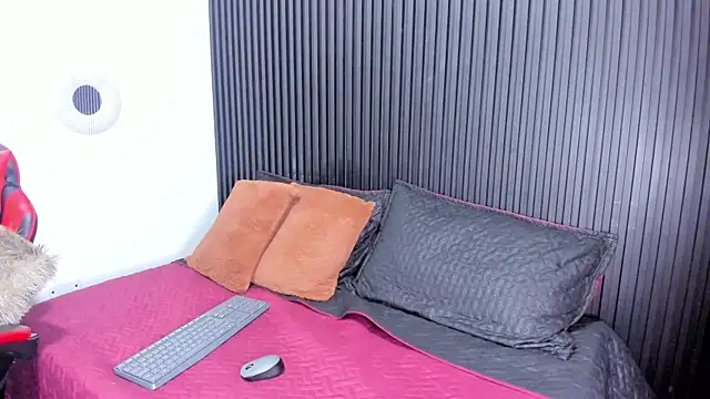 Mommy_Big_Ass' Live XXX Chat