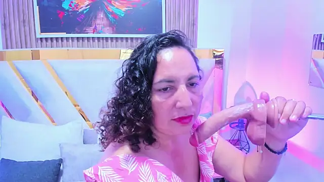 Luna_Naughty1のライブXXXチャット